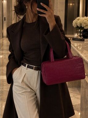 Croc Tote Bag in Burgundy